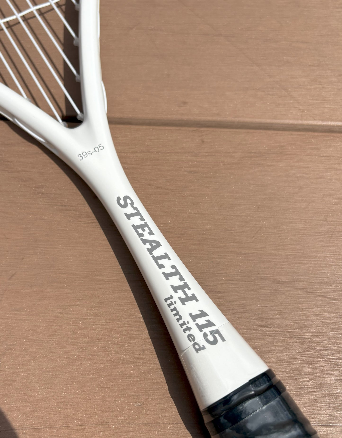 スカッシュラケットSTEALTH シリーズ【39s-05】
